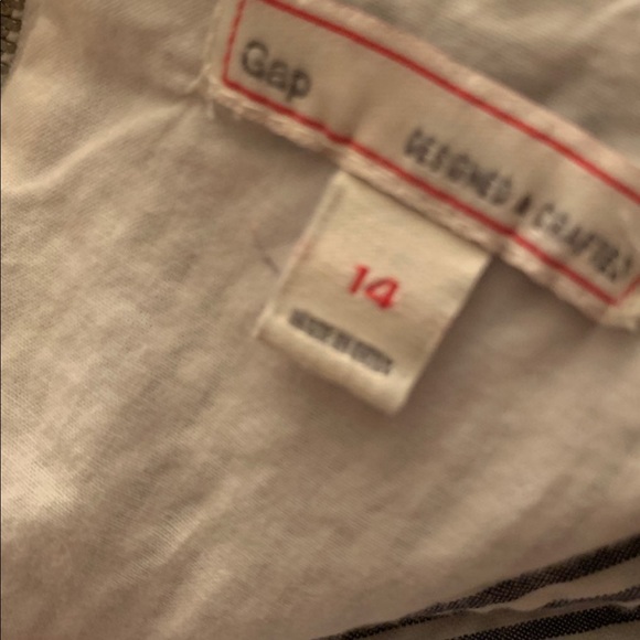 Gap Fit-n-Flare Seersucker Dress w/Pockets - Picture 5 of 9